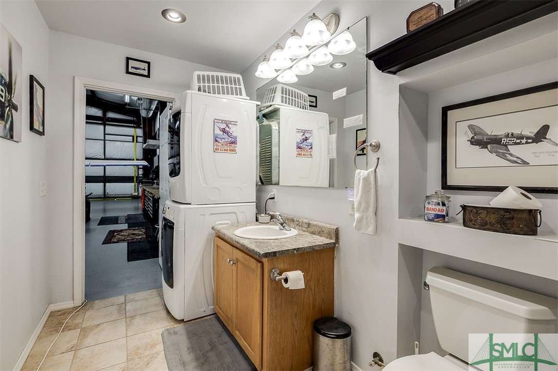 535 Green Morgan School Road Clyo, GA 31303 - Photo 15 of 40 Bathroom