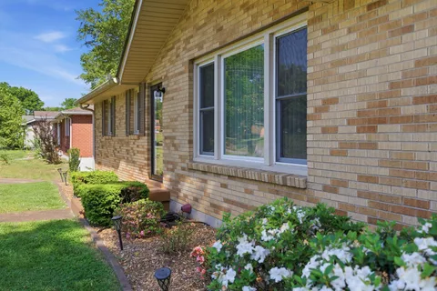 $399,900 | 500 Mc Donald Drive, Nashville, TN 37217