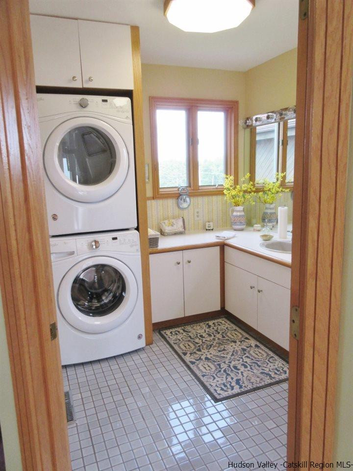 3915 Rte 9W Saugerties, NY 12477 - Photo 13 of 22 Photo 13