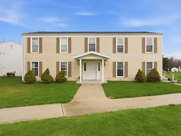 $109,900 | 2308 Park Place, Unit A, Sheboygan, WI 53083