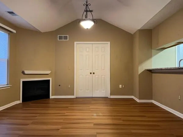 $2,100 | 1755 Weatherstone Drive, Ann Arbor, MI 48108