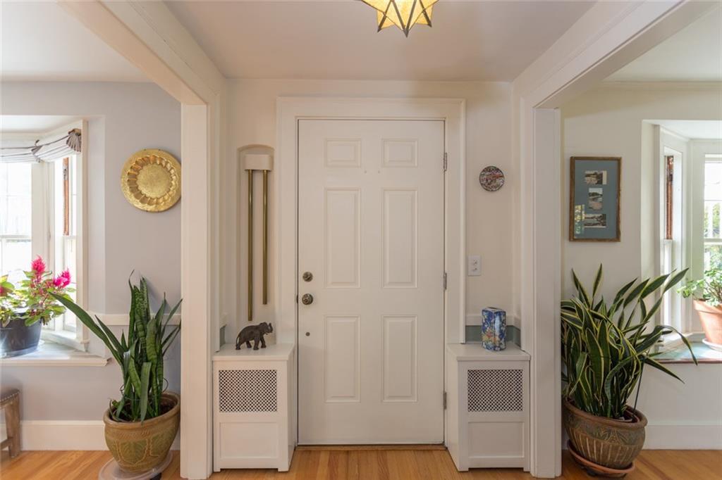 106 Parsons Road Portland, ME 04103 - Photo 4 of 31 Photo