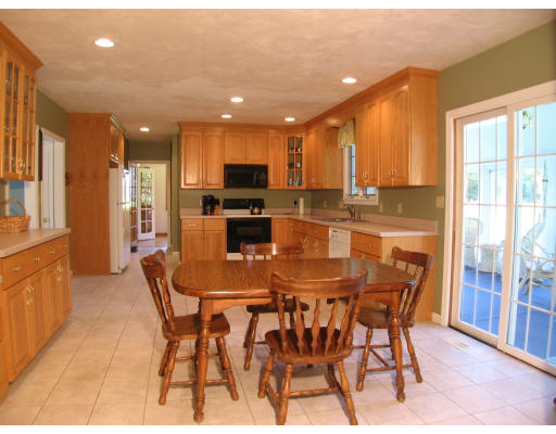 210 Ridge Street Millis, MA 02054 - Photo 5 of 16 Gallery Image 5