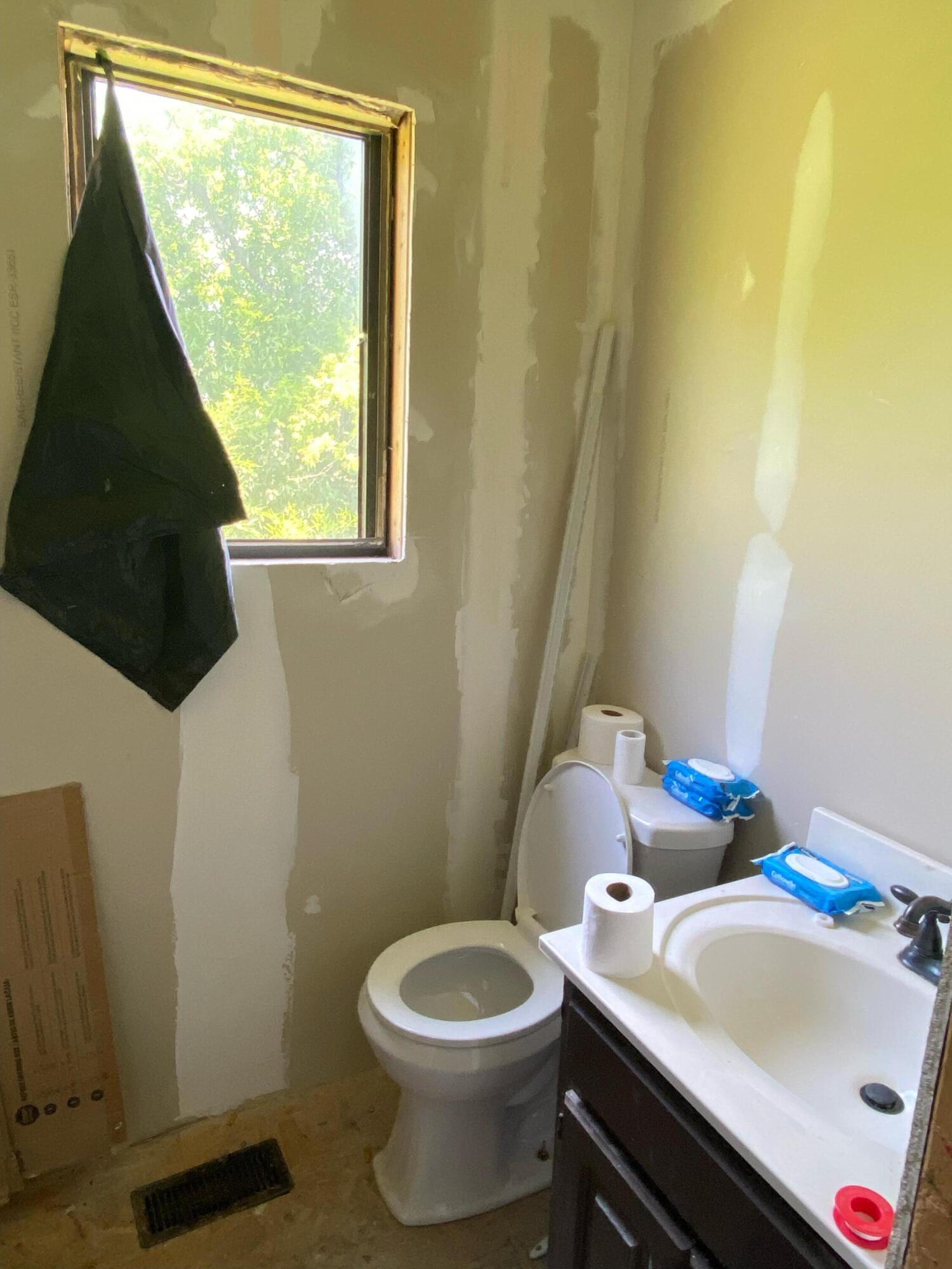 8003 Standifer Gap Road Chattanooga, TN 37421 - Photo 8 of 10 69F17E8F-CBC5-434F-886D-4DABA48AD280