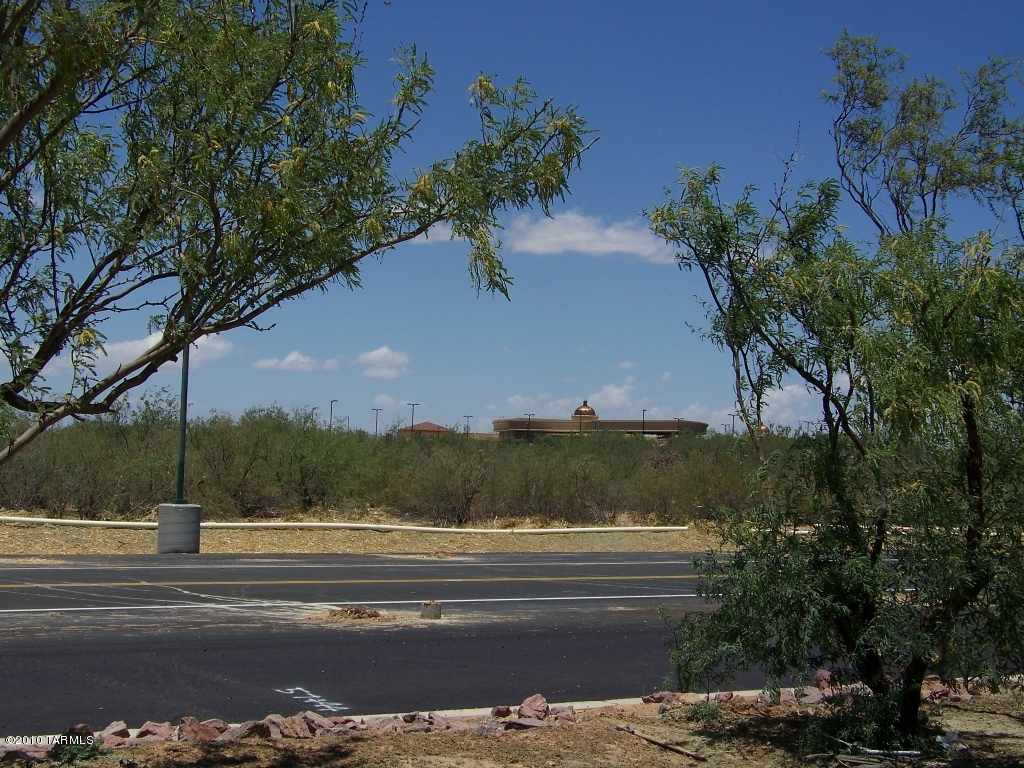 5361 West Jeffrey Road Tucson, AZ 85757 - Photo 6 of 12 Gallery Image 6