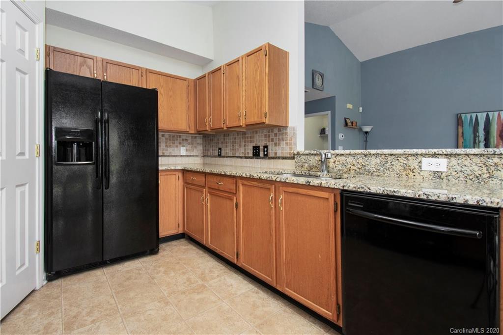1767 Summit Ridge Lane Kannapolis, NC 28083 - Photo 8 of 22 Gallery Image 8