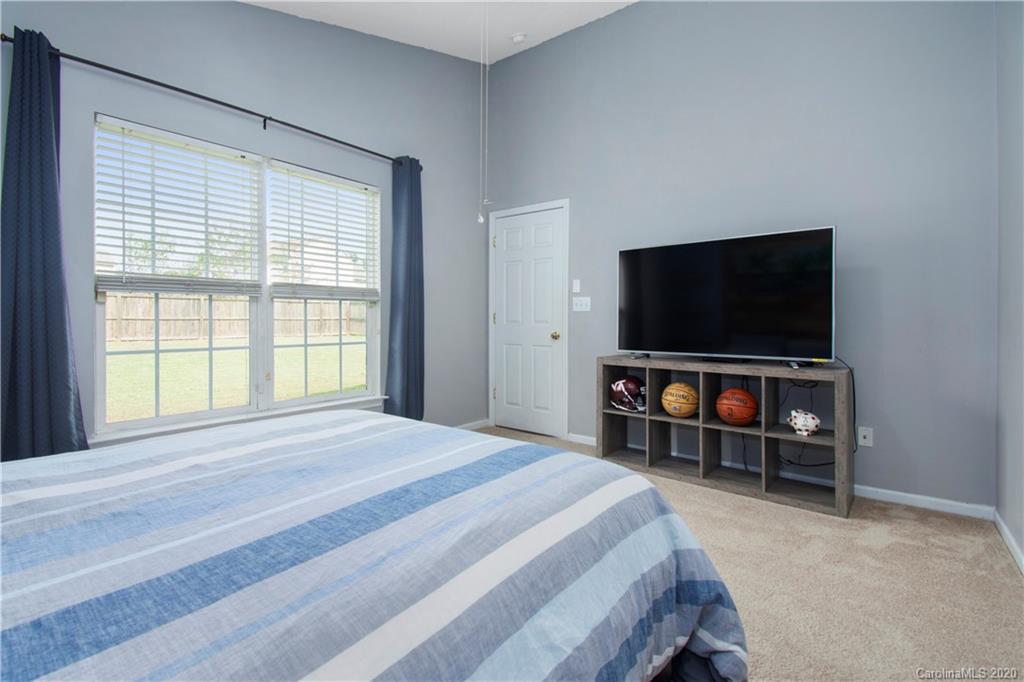 1767 Summit Ridge Lane Kannapolis, NC 28083 - Photo 9 of 22 Gallery Image 9