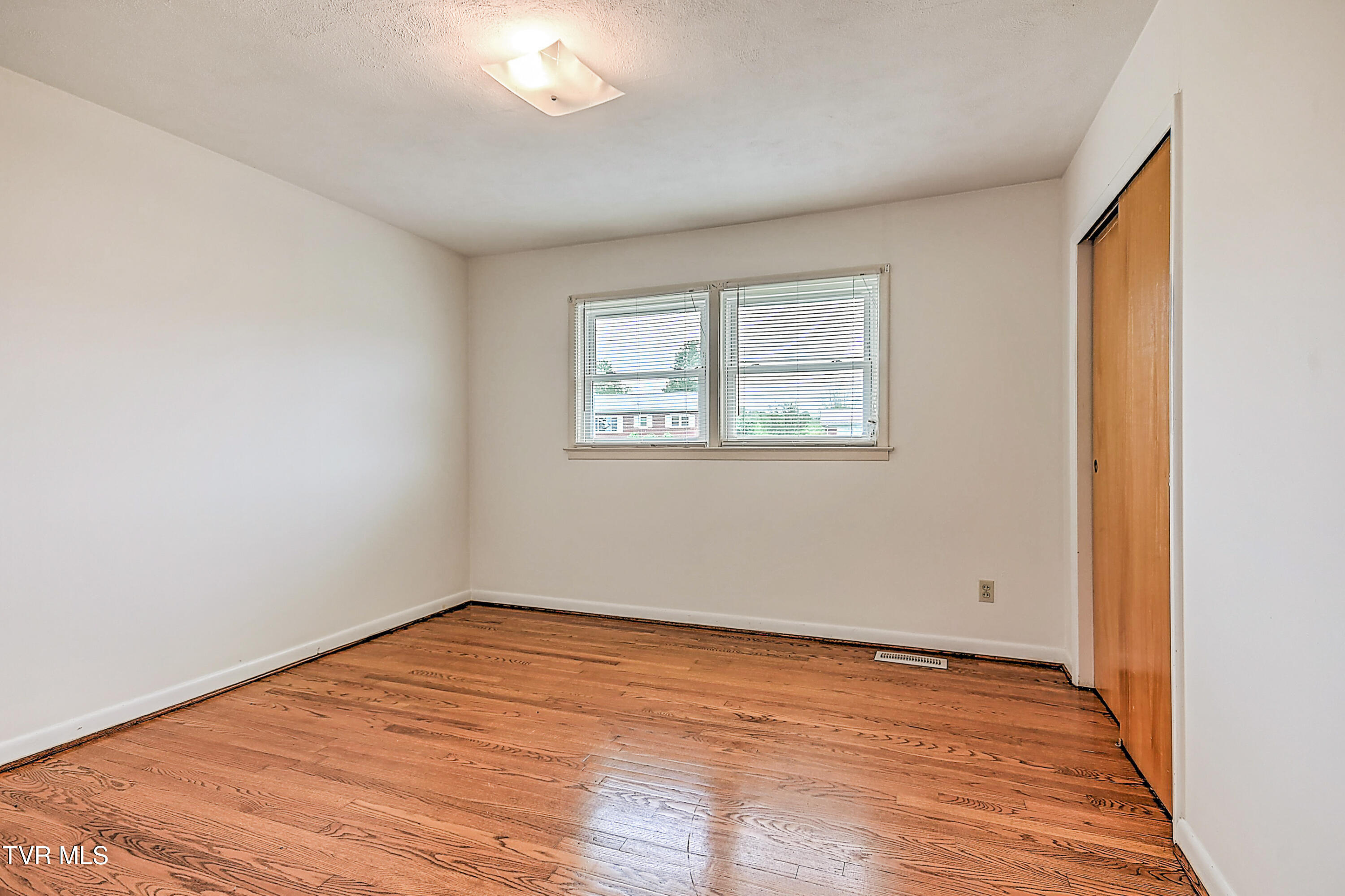 1809 Ridgemont Drive Greeneville, TN 37745 - Photo 17 of 32 17