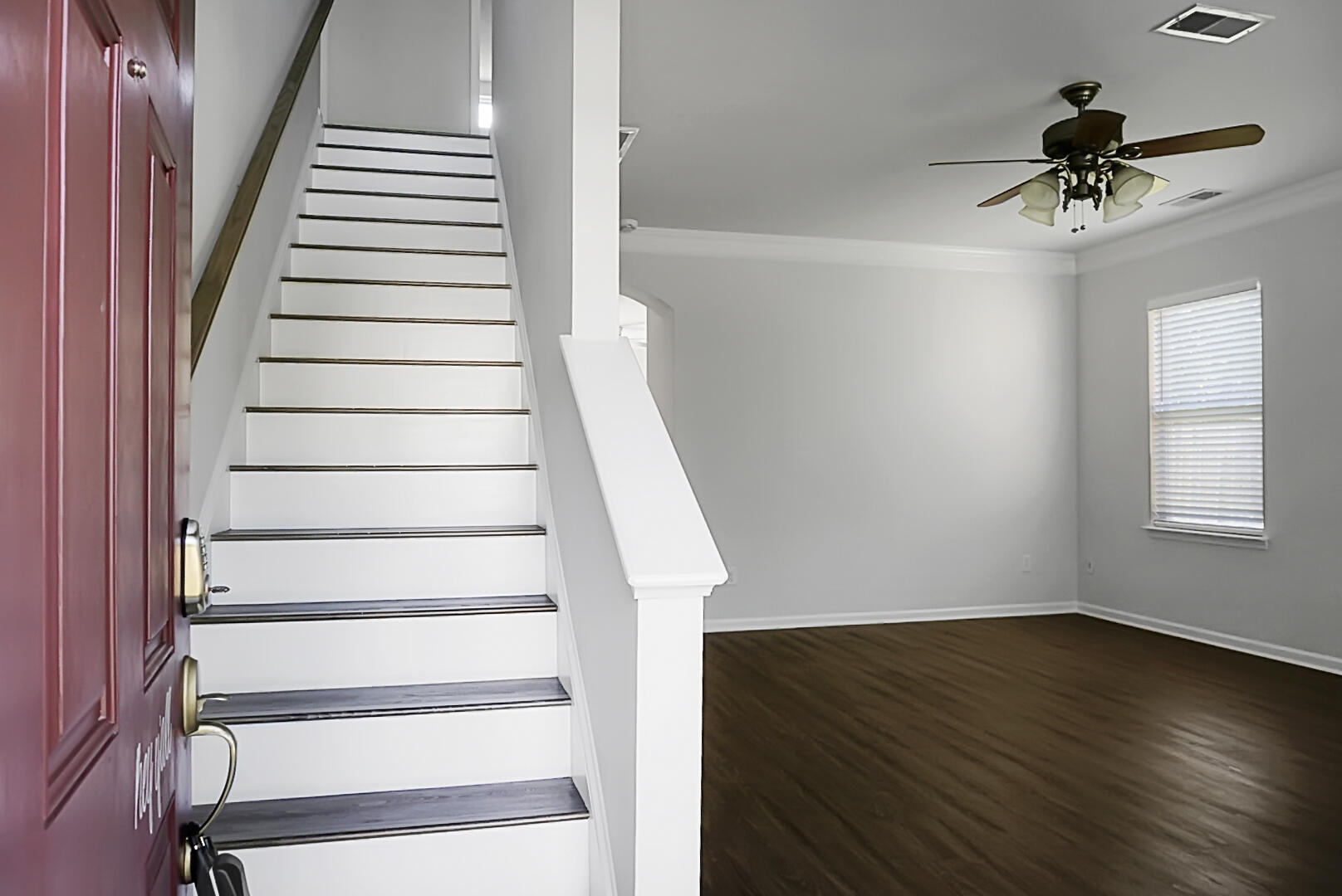 106 Summer View Road Summerville, SC 29486 - Photo 2 of 28 DSC05190