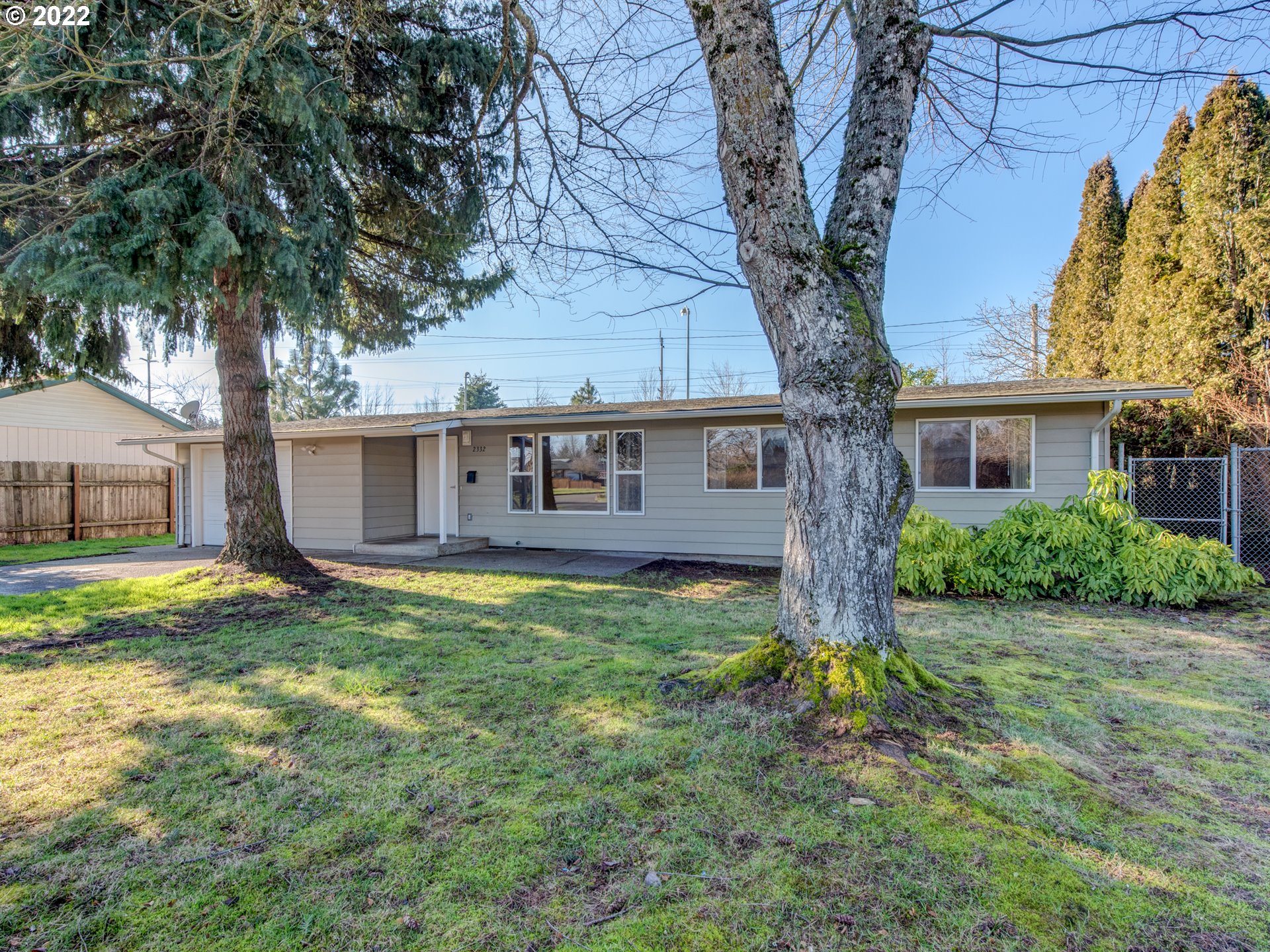 2332 Shadylane Drive Springfield, OR 97477 - Photo 1 of 27 a view of a house with a yard