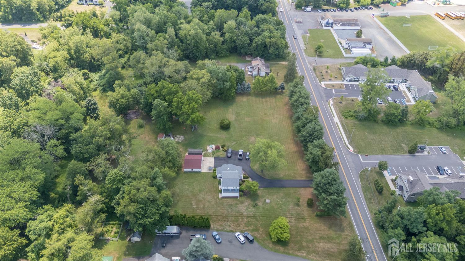 482 Stagecoach Road Millstone Township, NJ 08510 - Photo 37 of 45