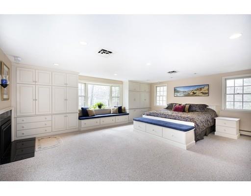 41 Pioneer Road Hingham, MA 02043 - Photo 13 of 32 Gallery Image 13