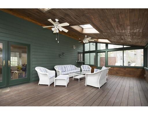 41 Pioneer Road Hingham, MA 02043 - Photo 4 of 32 Gallery Image 4