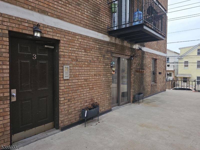 63 Rome Street, Unit 1J Newark, NJ 07105 - Photo 4 of 15