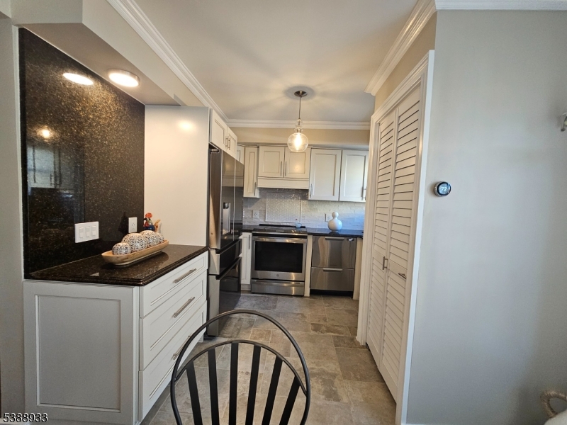 63 Rome Street, Unit 1J Newark, NJ 07105 - Photo 6 of 15