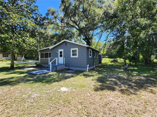 $1,500 | 106 Southwest 6th Street, Micanopy, FL 32667
