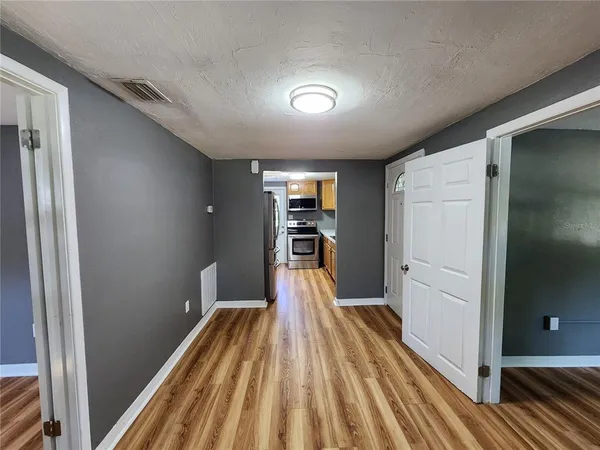 $1,500 | 106 Southwest 6th Street, Micanopy, FL 32667