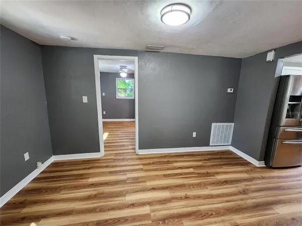 $1,500 | 106 Southwest 6th Street, Micanopy, FL 32667