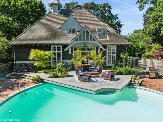 $3,750,000 | 1319 Forest Avenue, Evanston, IL 60201