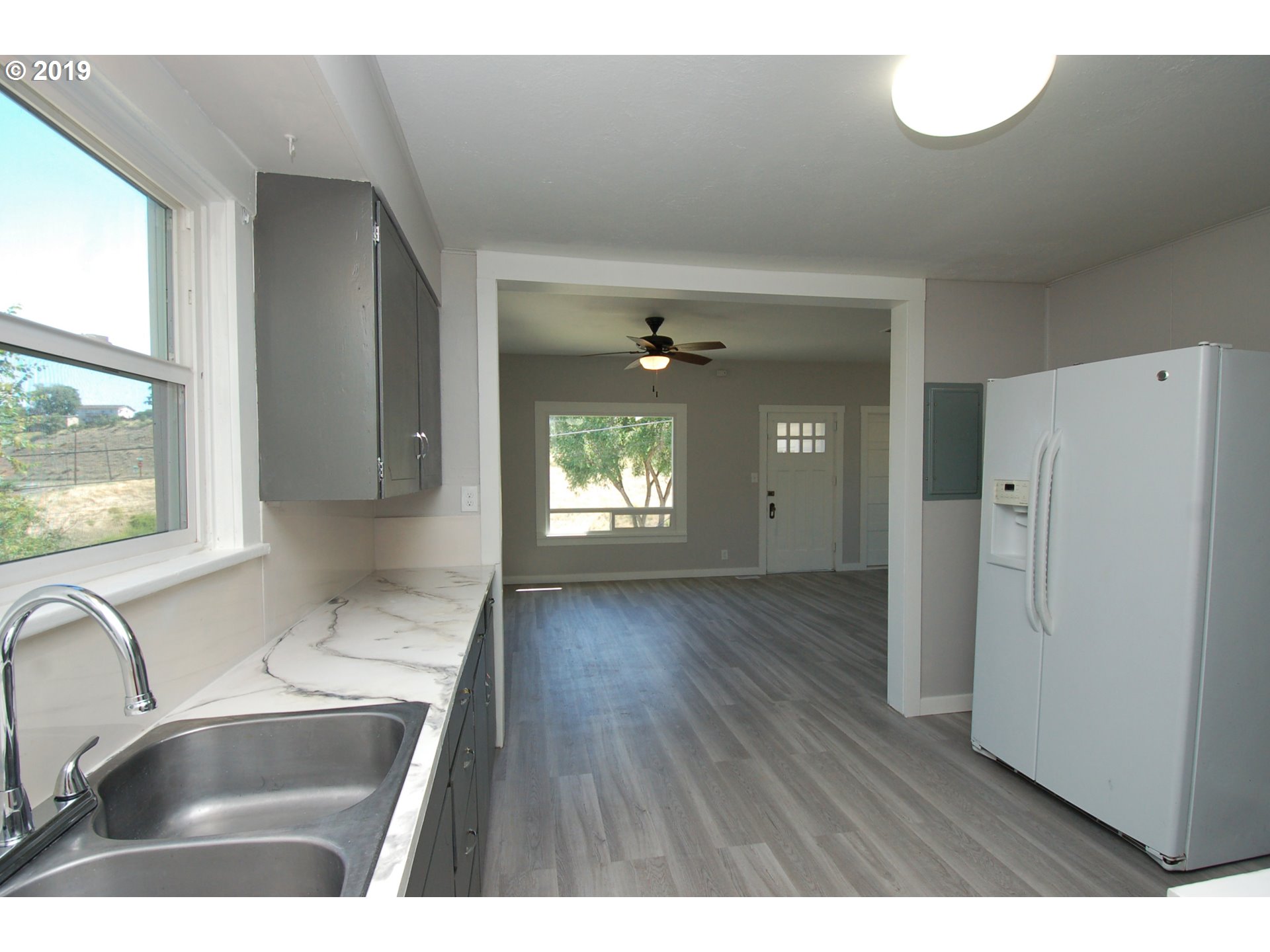 819 Southeast 3rd Street Pendleton, OR 97801 - Photo 8 of 26