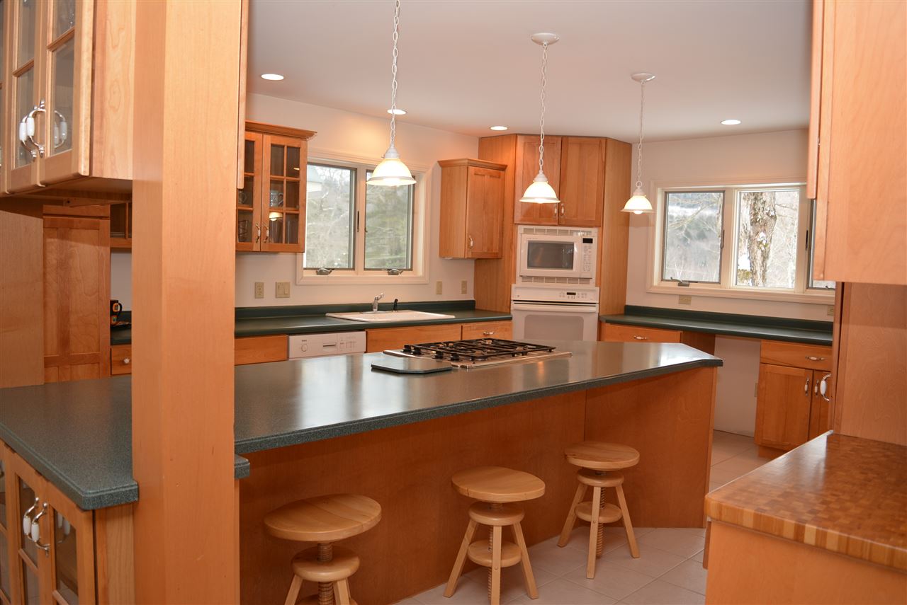 304 Splitrock Road Grantham, NH 03753 - Photo 14 of 40 Gallery Image 14