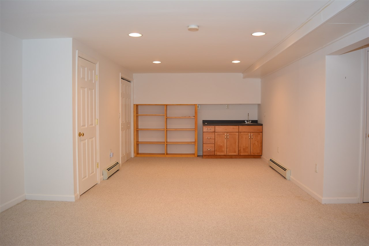 304 Splitrock Road Grantham, NH 03753 - Photo 36 of 40 Gallery Image 36