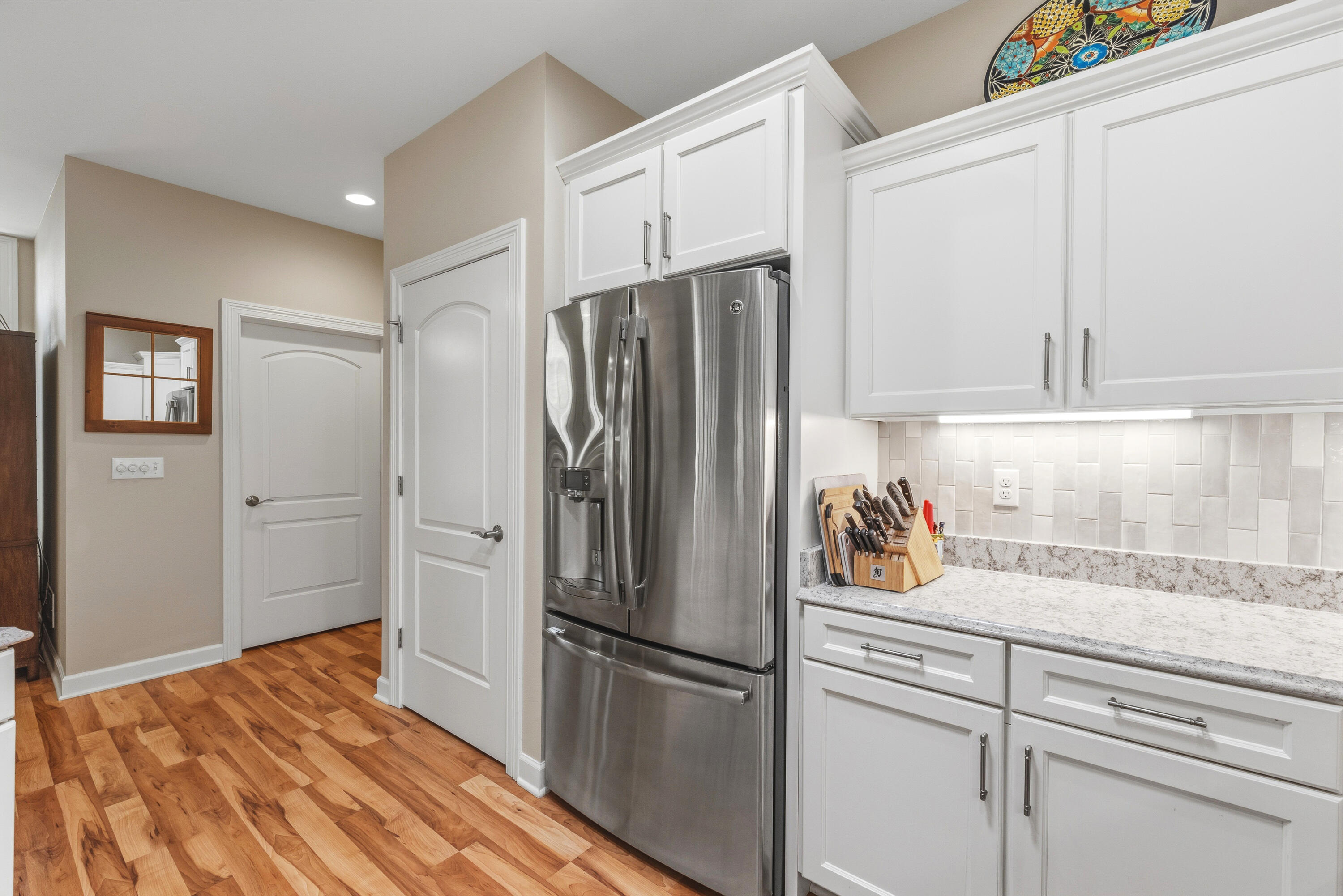 N73-w13623 Claas Road, Unit R4 Menomonee Falls, WI 53051 - Photo 12 of 42 Kitchen