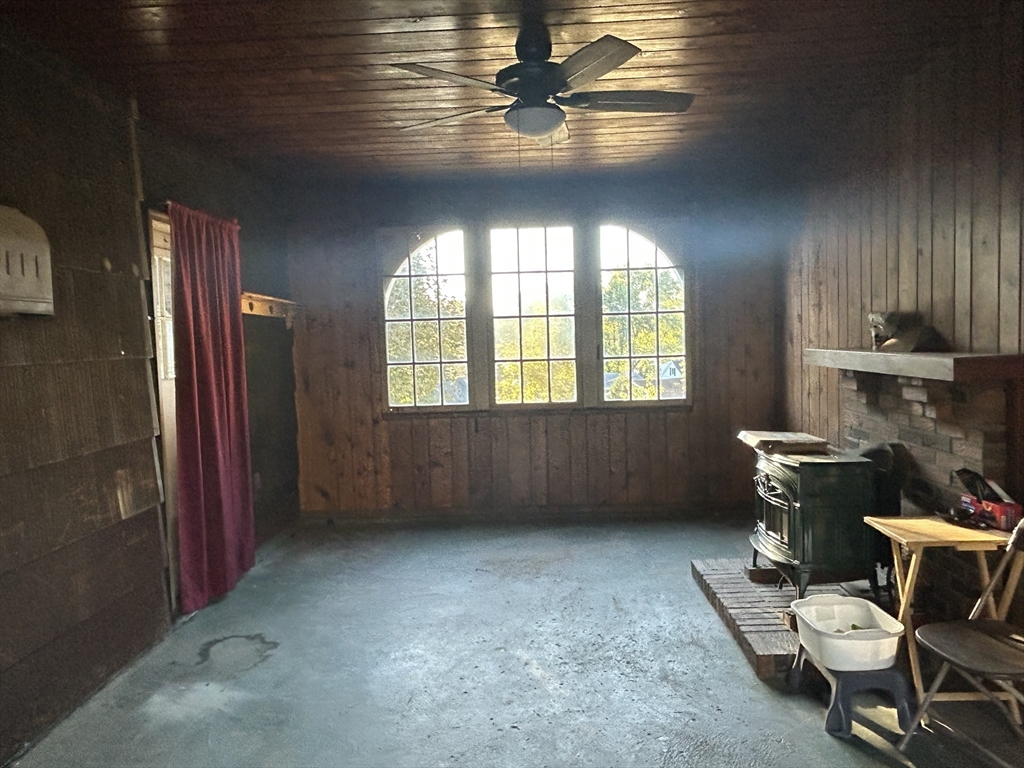286 Westfield Road Holyoke, MA 01040 - Photo 7 of 26 a bathroom with a toilet sink and mirror