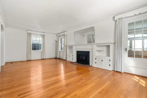 $1,574,000 | 194 Parker Street, Newton, MA 02459