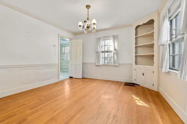 $1,574,000 | 194 Parker Street, Newton, MA 02459