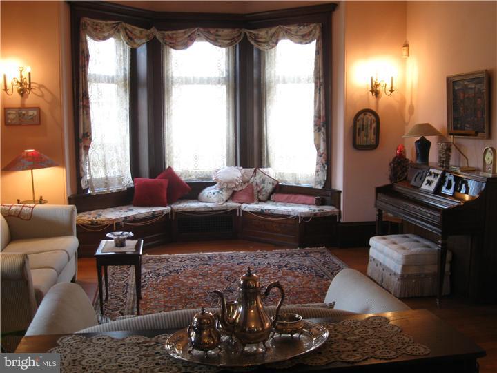 6825 Cresheim Road Philadelphia, PA 19119 - Photo 11 of 23 Gallery Image 11