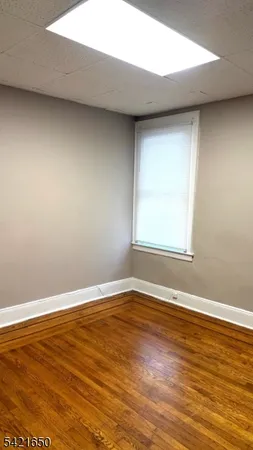 $1,800 | 21 Bloomfield Avenue, Unit 3R, Bloomfield, NJ 07003