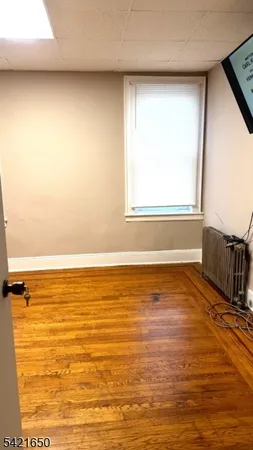 $1,800 | 21 Bloomfield Avenue, Unit 3R, Bloomfield, NJ 07003