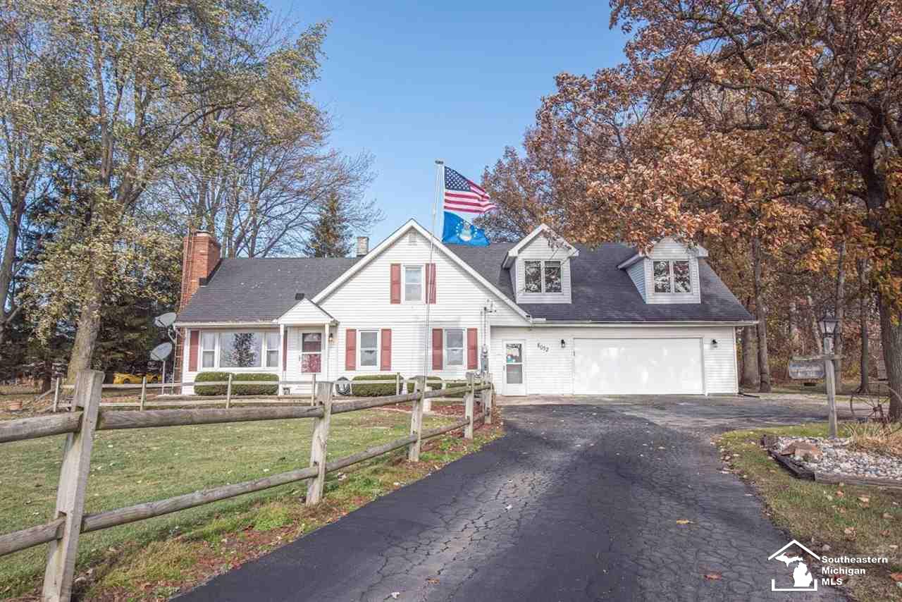 8052 South Custer Road Monroe, MI 48161 - Photo 5 of 66