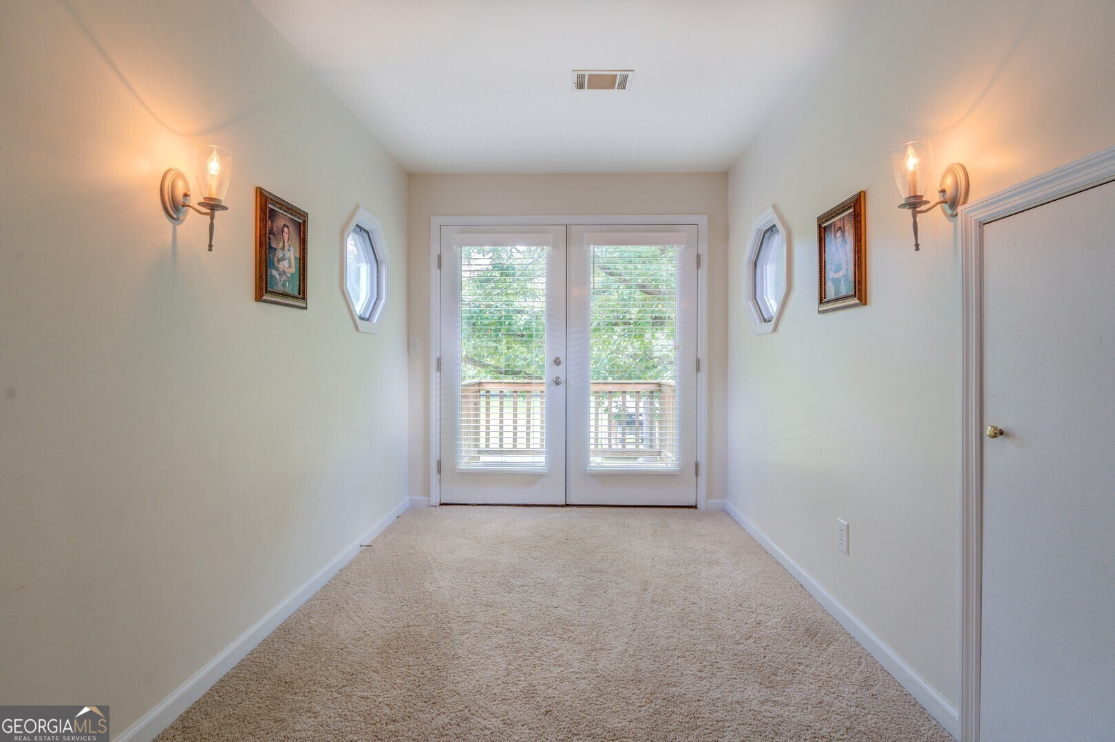2601 Turtle Cove Monticello, GA 31064 - Photo 38 of 85 a view of livingroom with window