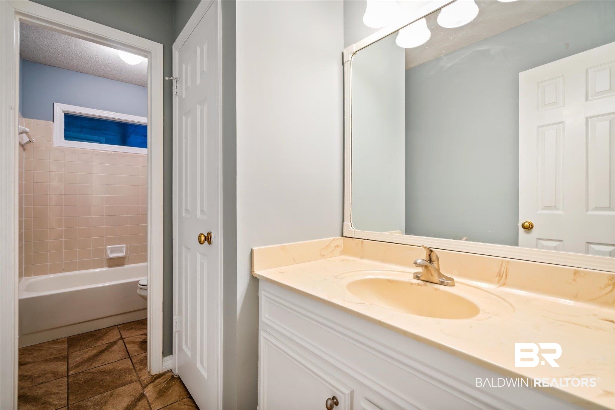 6604 Chimney Top Drive South Mobile, AL 36695 - Photo 14 of 24