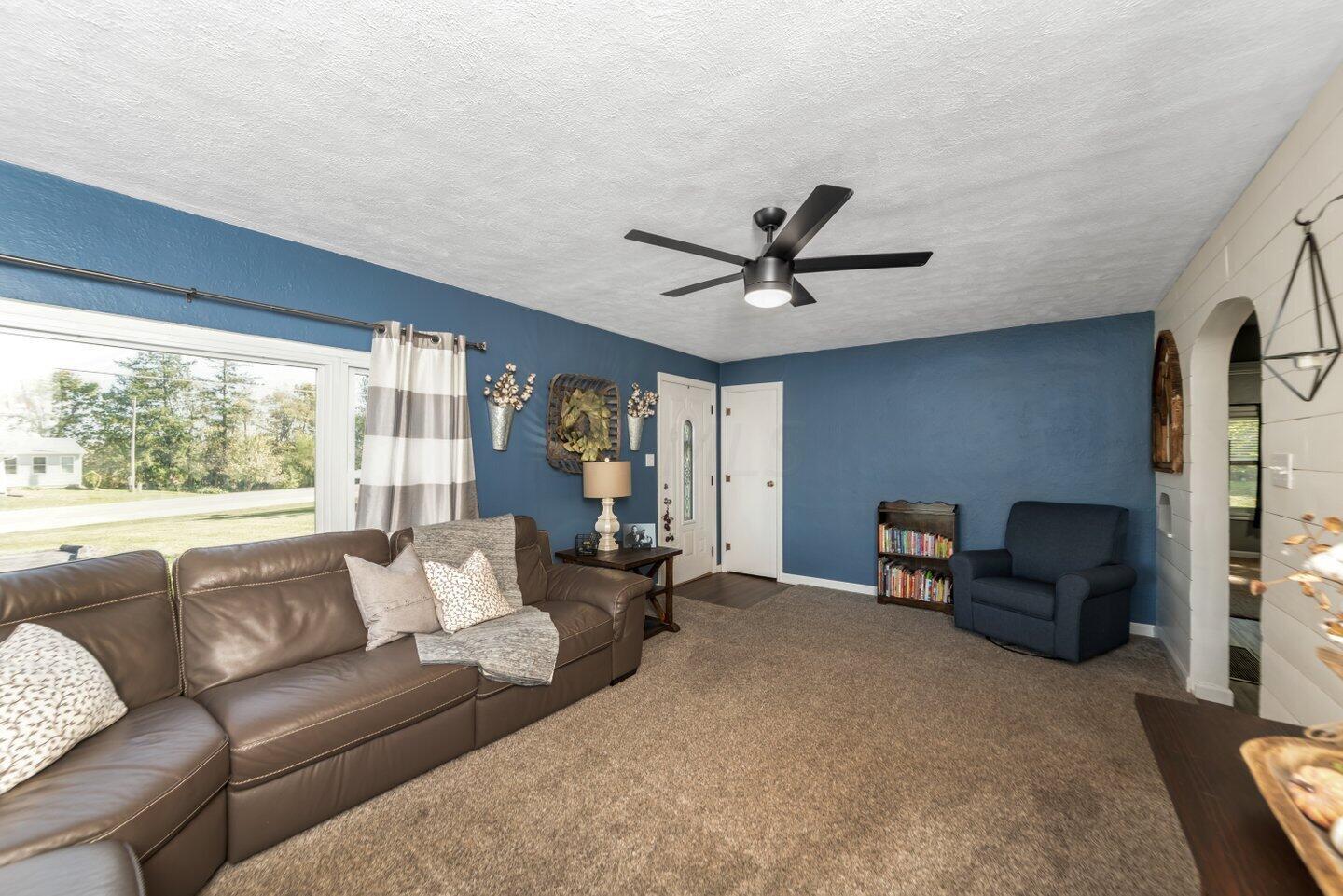 3537 Troy Road Springfield, OH 45504 - Photo 5 of 38
