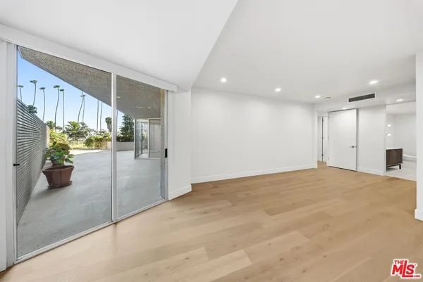 $12,500 | 515 Ocean Avenue, Unit 304N, Santa Monica, CA 90402