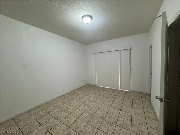 $1,200 | 1405 Santa Margarita Street, Unit B, Las Vegas, NV 89146