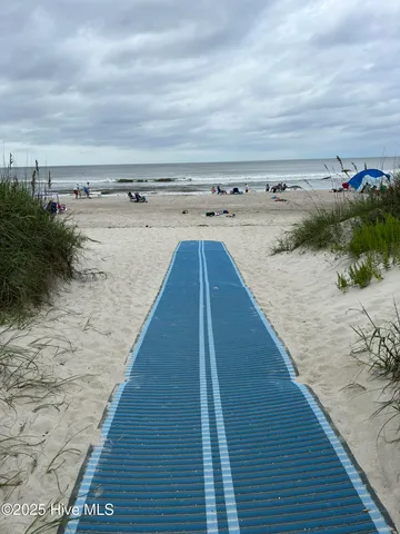 $1,950 | 3030 Marsh Winds Circle, Unit 302, Southport, NC 28461