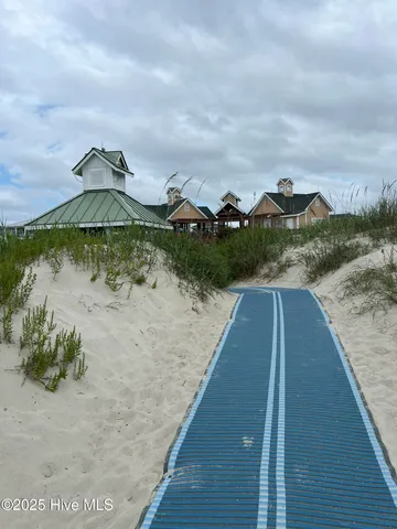 $1,950 | 3030 Marsh Winds Circle, Unit 302, Southport, NC 28461