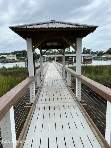 $1,950 | 3030 Marsh Winds Circle, Unit 302, Southport, NC 28461