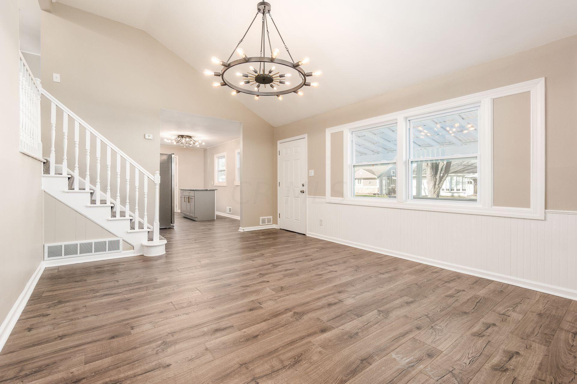 4983 Justin Road Columbus, OH 43227 - Photo 8 of 33 010_bd1fb89_i 4983 Justin 019