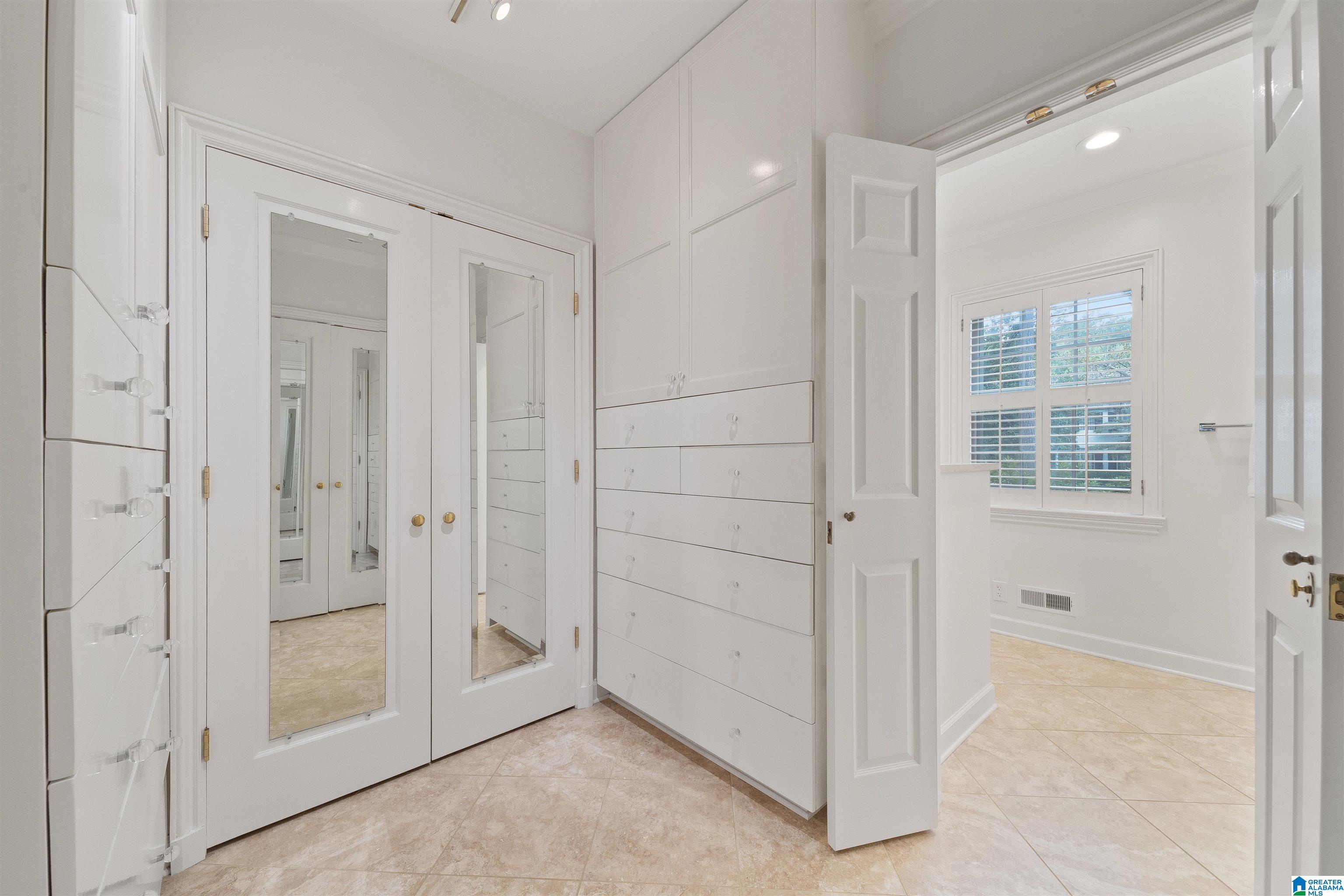 2905 Surrey Road Birmingham, AL 35223 - Photo 27 of 49