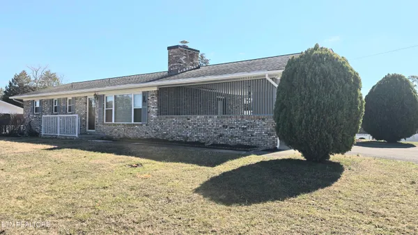 $350,000 | 8200 Tazewell Pike, Corryton, TN 37721