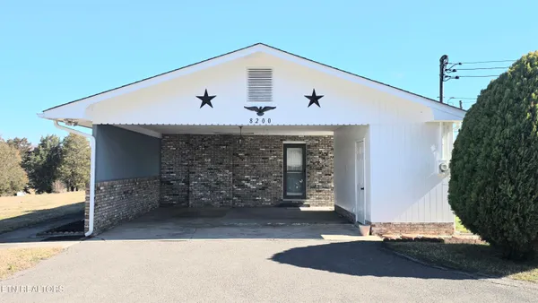 $350,000 | 8200 Tazewell Pike, Corryton, TN 37721