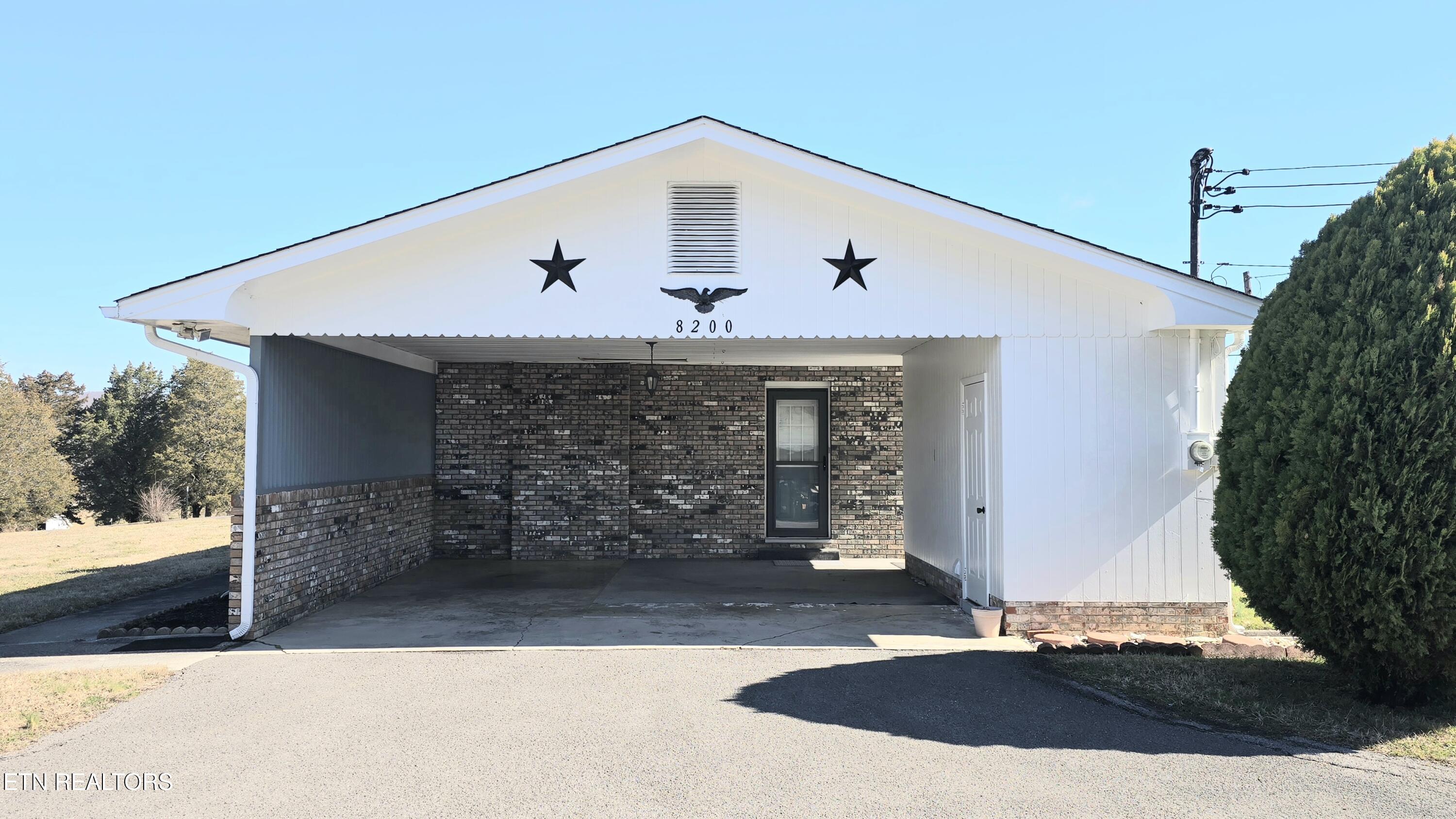 8200 Tazewell Pike Corryton, TN 37721 - Photo 12 of 25 20260227_105917