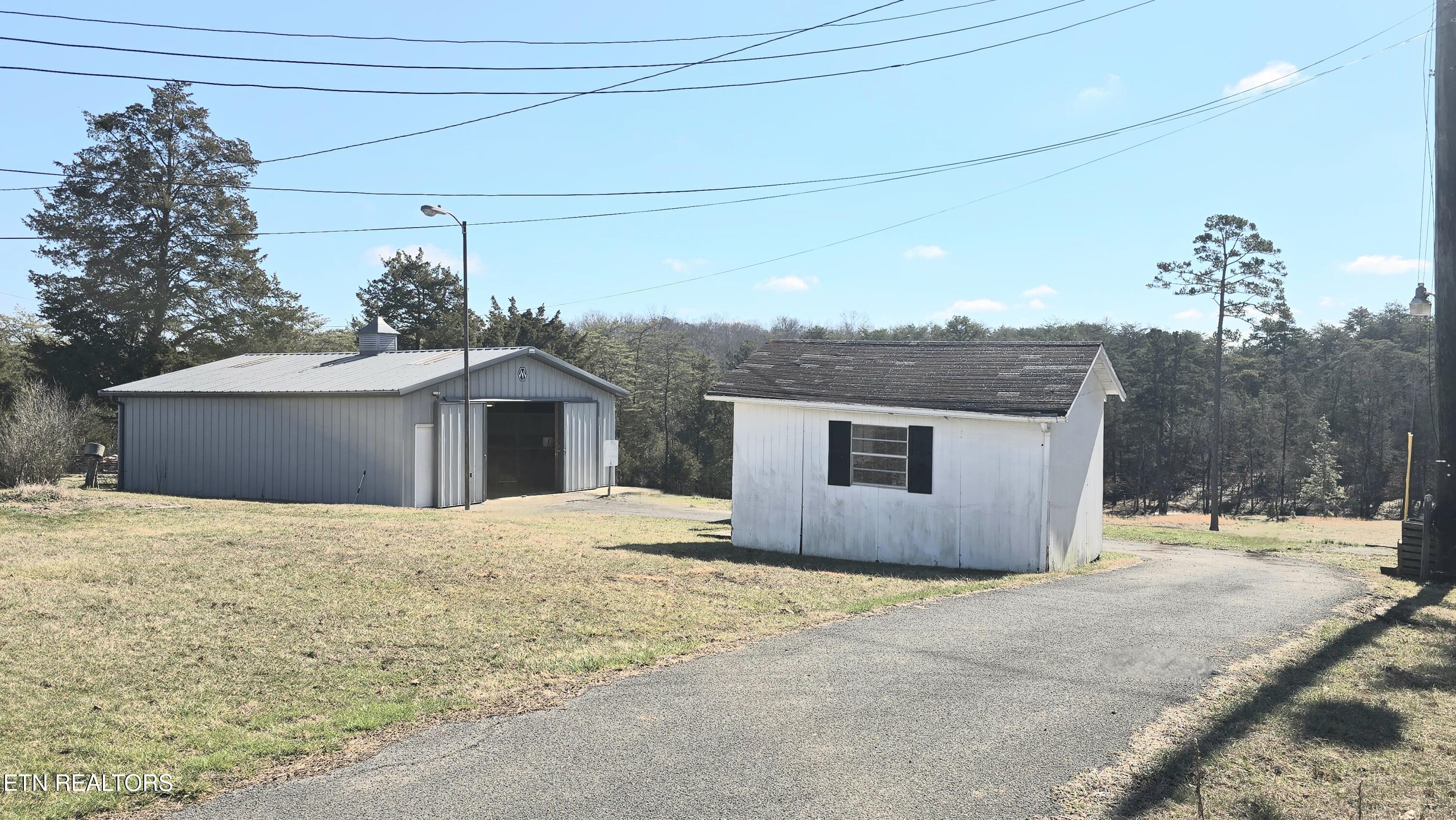 8200 Tazewell Pike Corryton, TN 37721 - Photo 13 of 25 20260227_105937