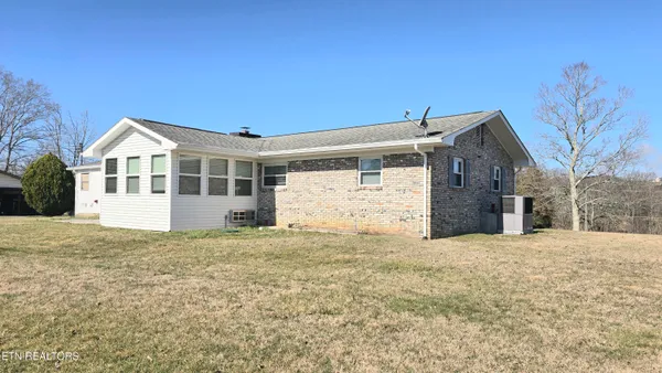 $350,000 | 8200 Tazewell Pike, Corryton, TN 37721