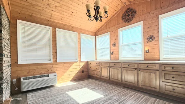 $350,000 | 8200 Tazewell Pike, Corryton, TN 37721